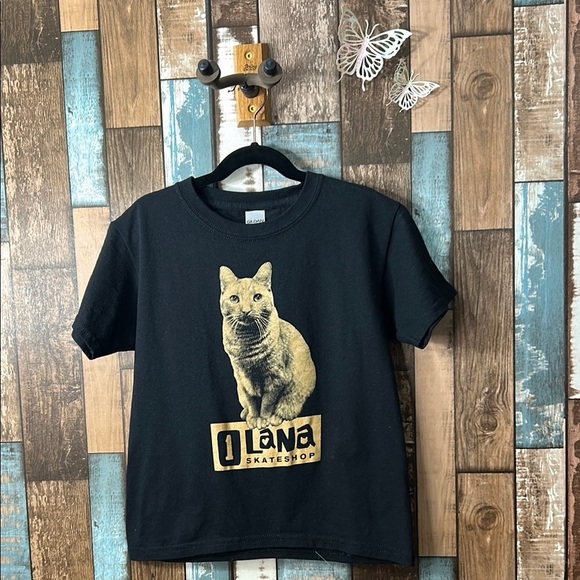 Gildan Other - Gildan Girls small 1 Lana skate Black Graphic Cat T-Shirt